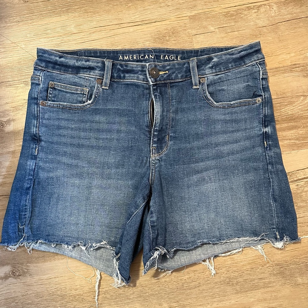 AE shorts next level stretch midi new without tags. Been washed but not worn.